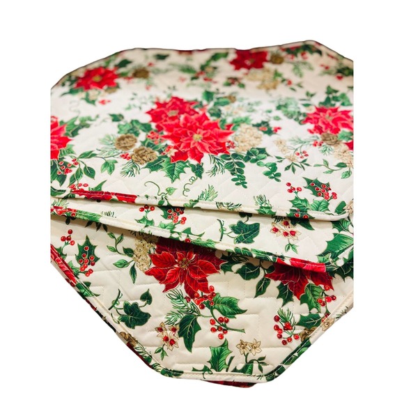 Mervyns Vintage Red poinsettia place mats set of 4 - Picture 2 of 8